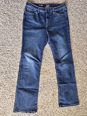 a.n.a Women’s Straight Leg Jeans in Dark Blue Wash